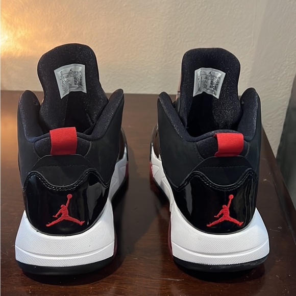 Jordan Maxin 200 Gym Red - Picture 4 of 5